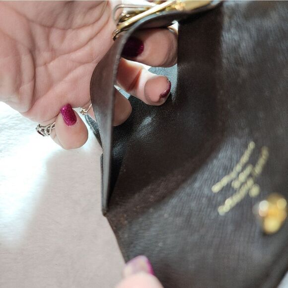 Authentic Louis Vuitton Mini Porte Feuille Keyring - Picture 11 of 13